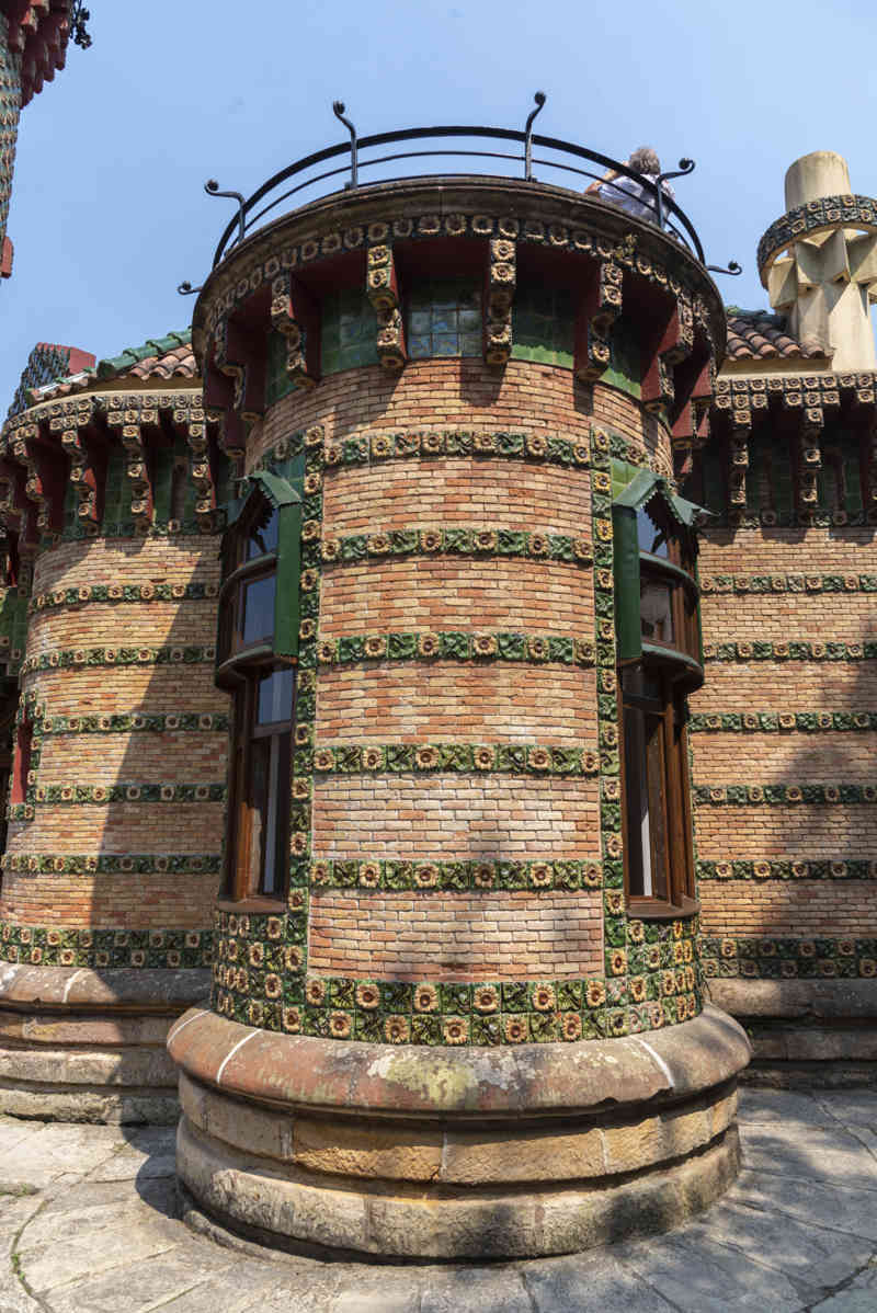 Cantabria 010 - Comillas - Villa Quijano o el Capricho de Gaudí.jpg